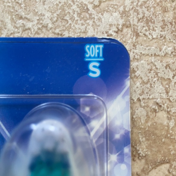 Oral-B Toothbrush Indicator Contour Clean + 3D White Vivid Value Pack - Picture 8 of 12